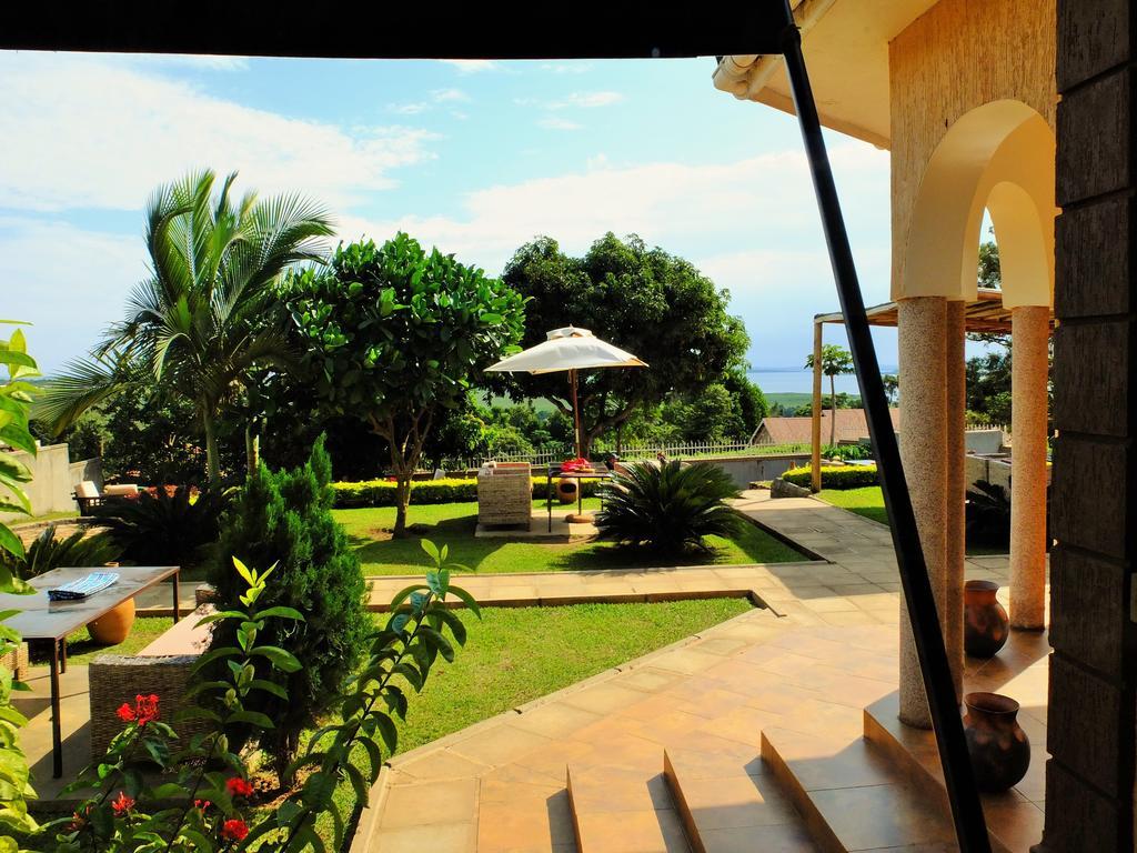 Carpe Diem Guesthouse Entebbe Exterior photo
